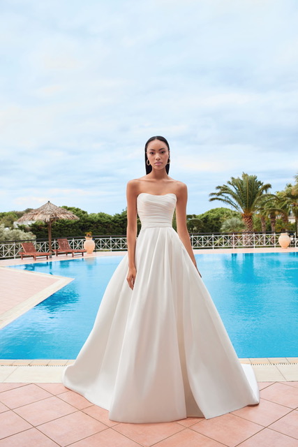 Сватбена рокля 200144