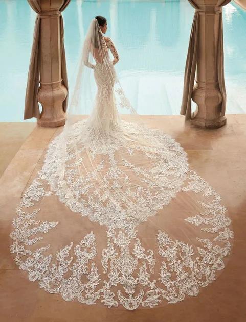Wedding Dress Style 1117 — detail 4