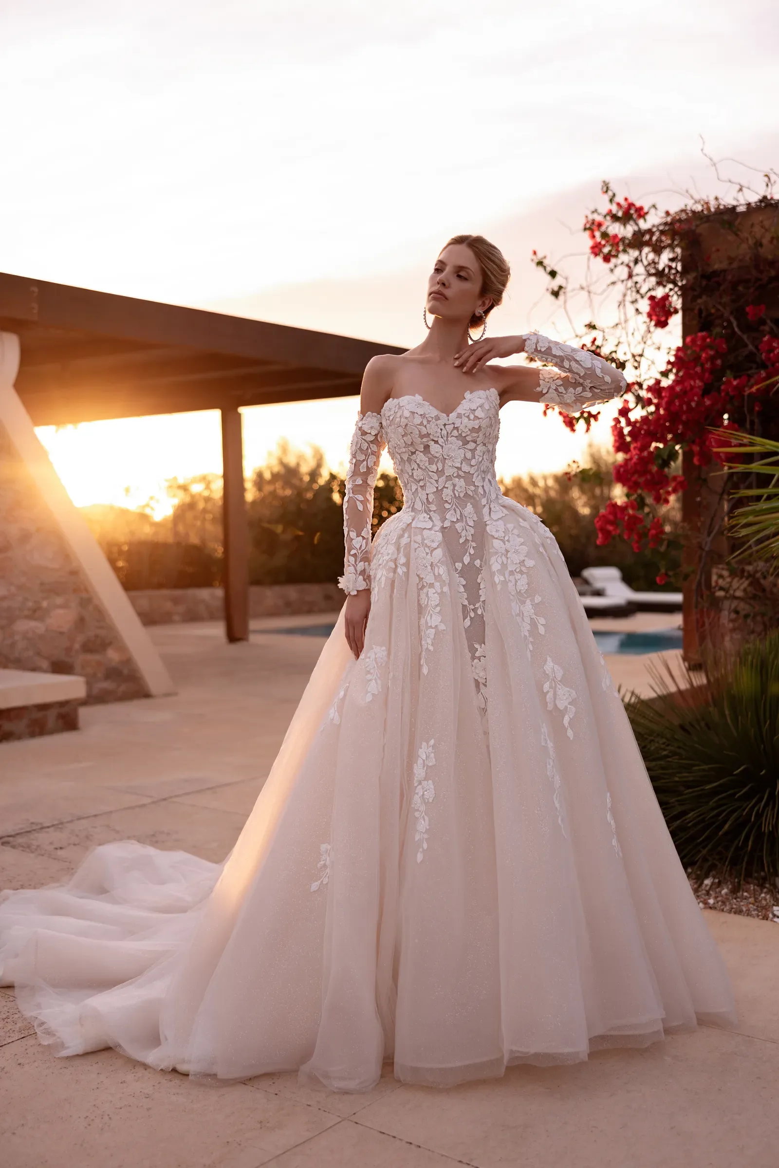 Булчинска рокля Style 1585 — А-силует — колекция Demetrios — дантела, тюл | Арети София